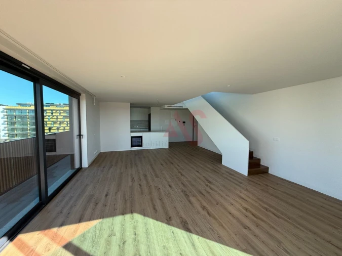 Apartamento T4 para Venda em Glória e Vera Cruz Foto 7