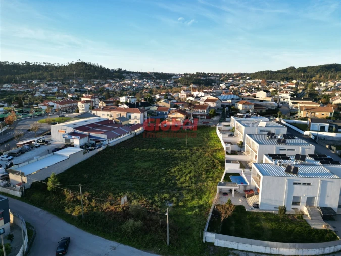 Terreno para Venda em Abraveses Foto 2
