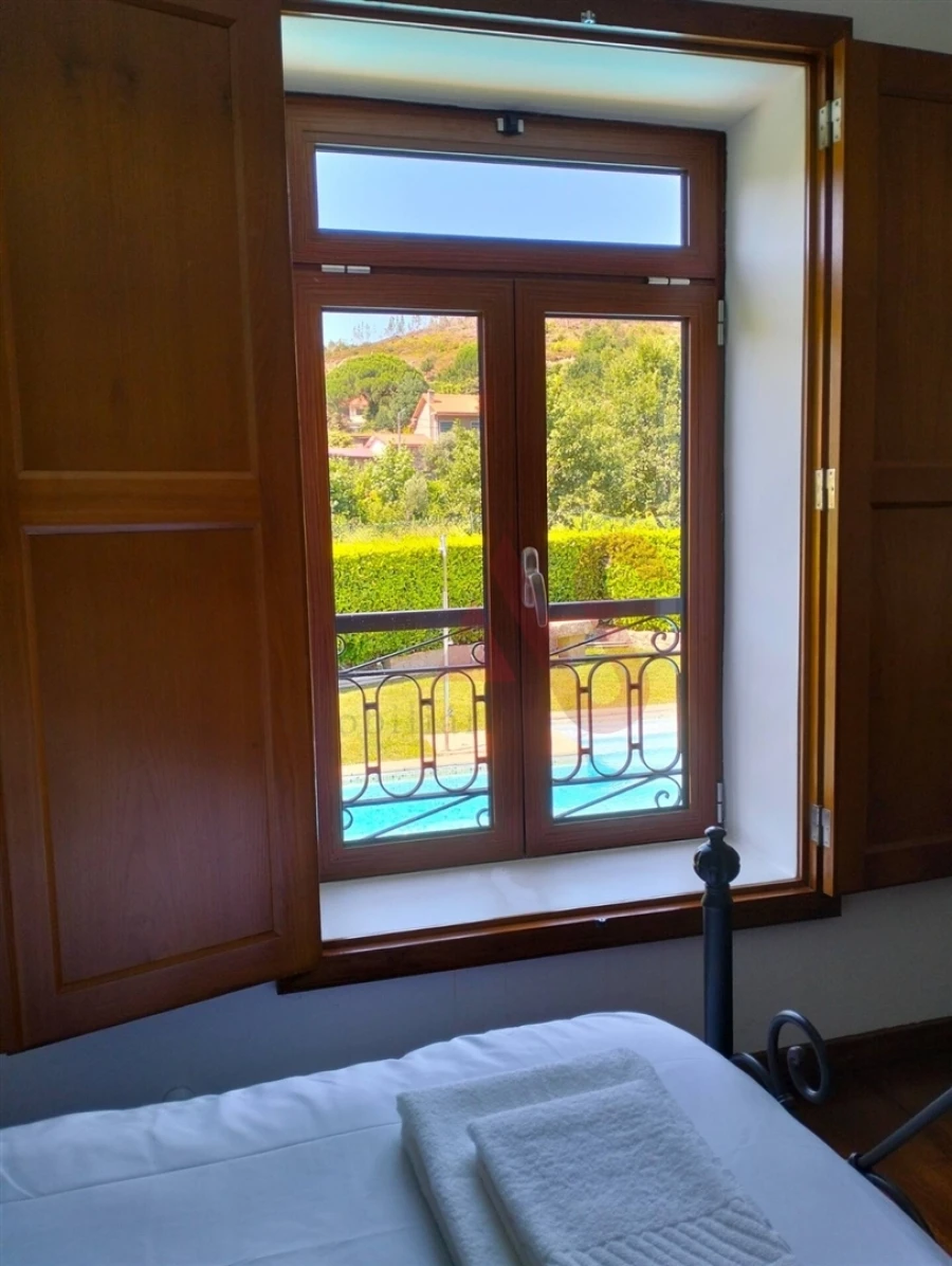 Moradia T4 para Venda em Campanhó e Paradança Foto 18