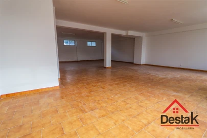Loja para Venda em Viseu
