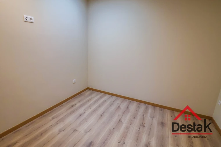 Apartamento T2 para Venda em Cavernães Foto 6