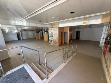 Loja para Venda em Almada, Cova da Piedade, Pragal e Cacilhas