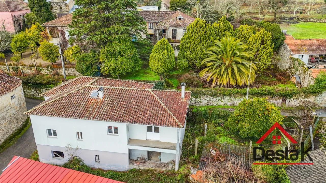 Moradia T3 para Venda em Carvalhais e Candal Foto 1