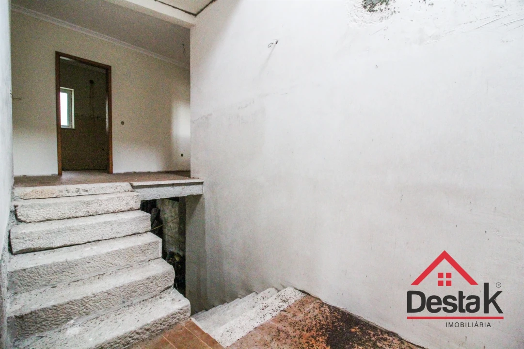 Moradia T3 para Venda em Carvalhais e Candal Foto 18