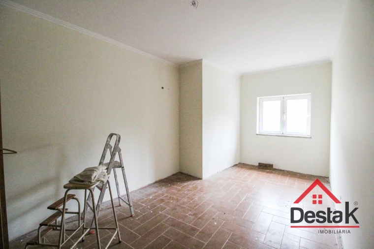 Moradia T3 para Venda em Carvalhais e Candal Foto 11