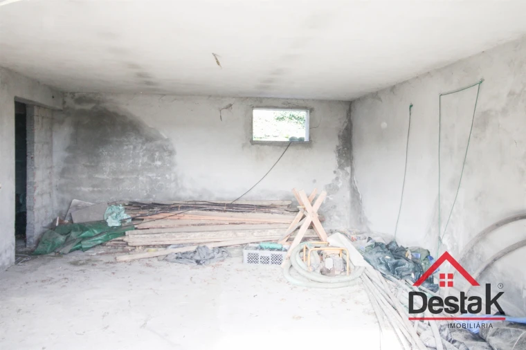 Moradia T3 para Venda em Carvalhais e Candal Foto 13