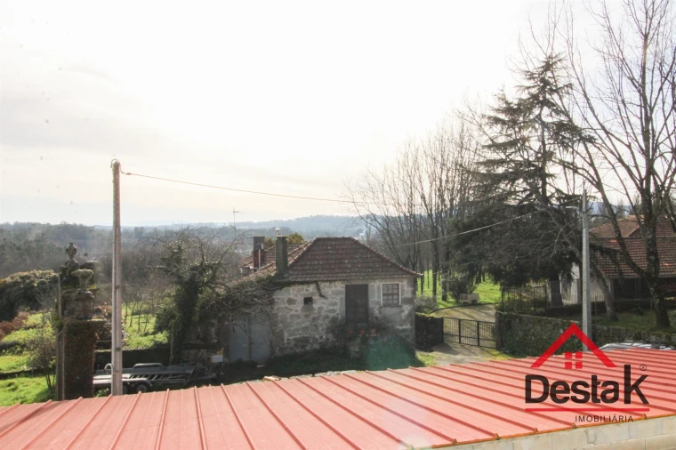 Moradia T3 para Venda em Carvalhais e Candal Foto 15