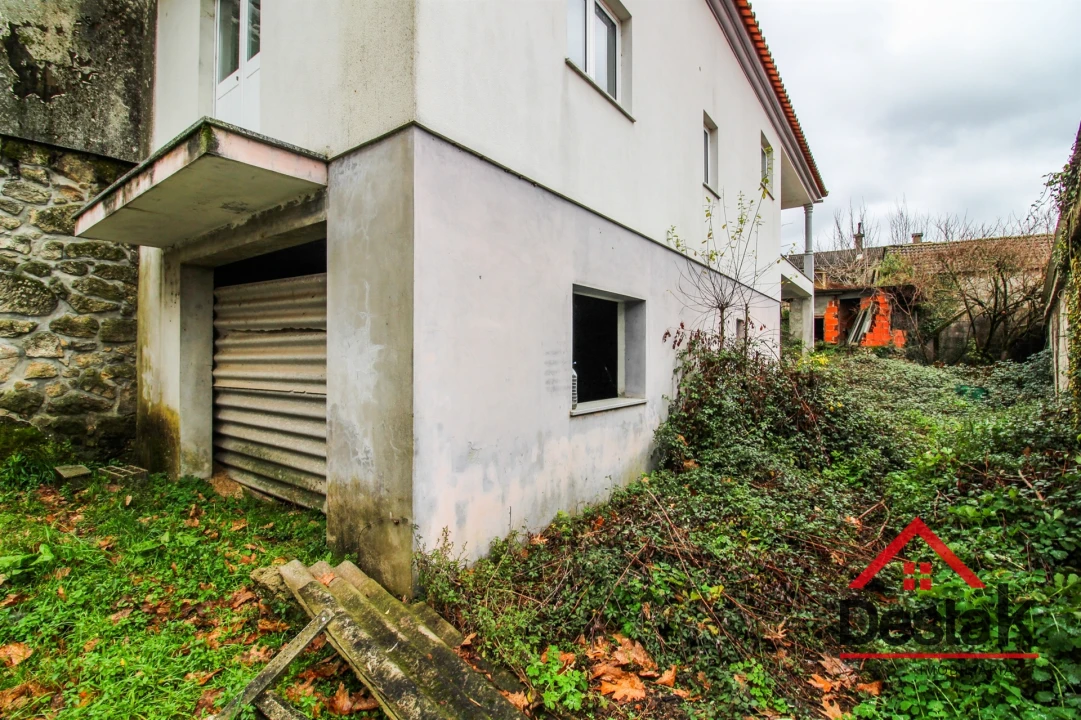 Moradia T3 para Venda em Carvalhais e Candal Foto 26