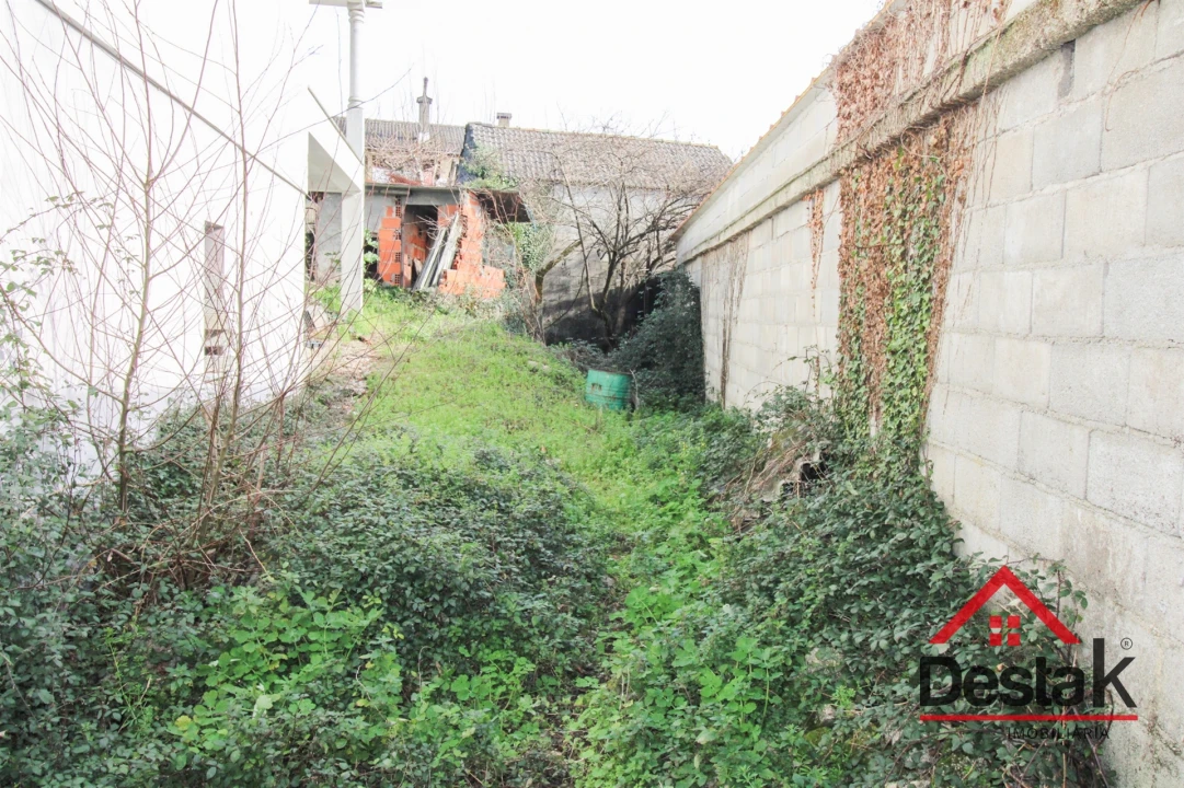 Moradia T3 para Venda em Carvalhais e Candal Foto 13