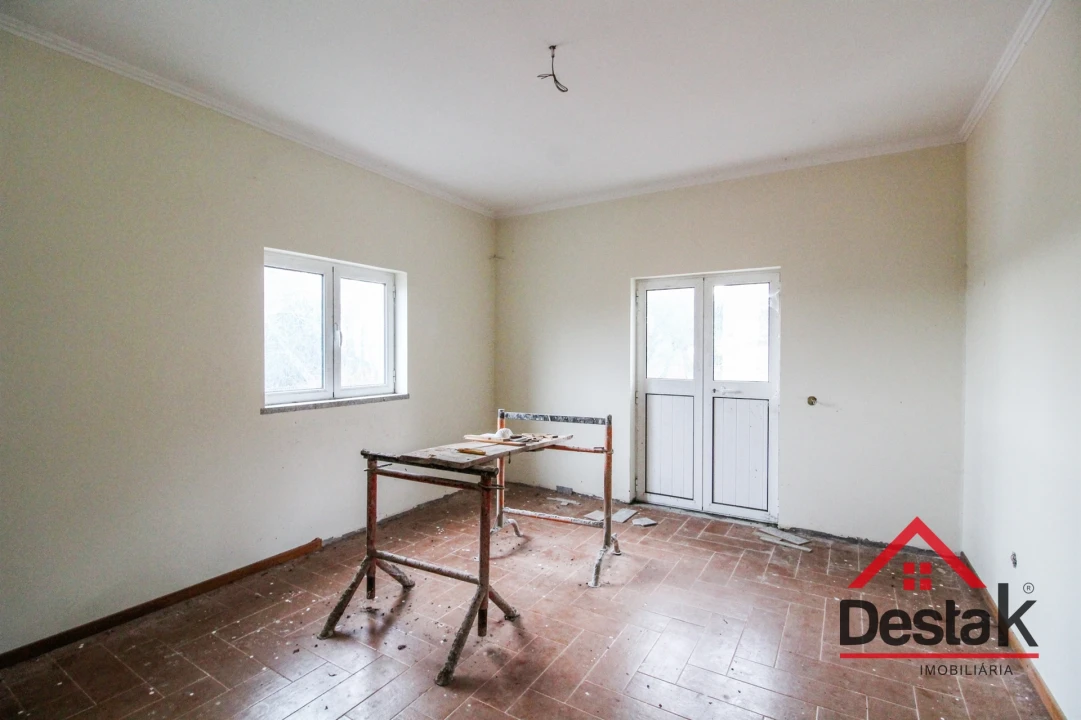 Moradia T3 para Venda em Carvalhais e Candal Foto 16