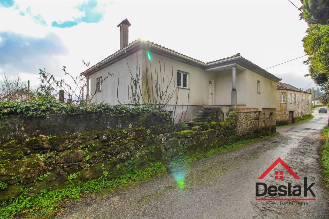 Moradia T3 para Venda em Carvalhais e Candal Foto 8