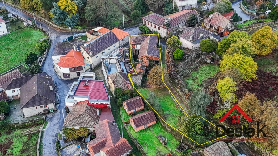 Moradia T3 para Venda em Carvalhais e Candal Foto 14