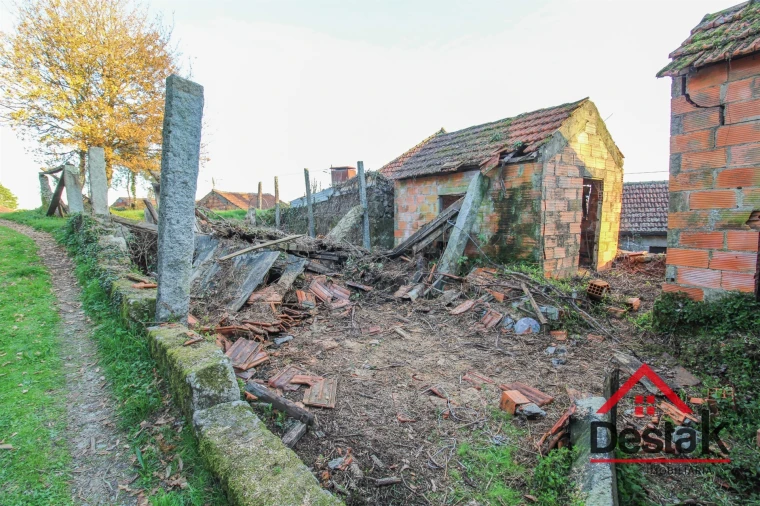 Moradia T3 para Venda em Carvalhais e Candal Foto 5