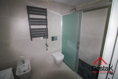 Apartamento T4 para Venda em Viseu