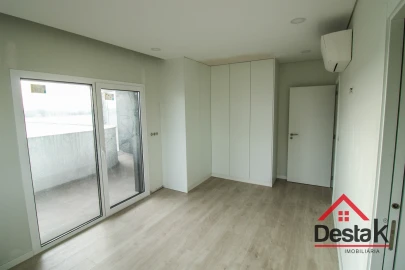 Apartamento T4 para Venda em Viseu