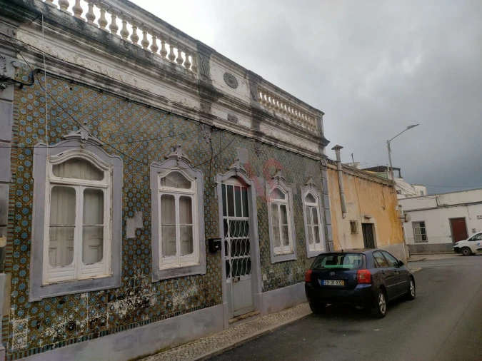 Prédio para Venda em Olhão Foto 2