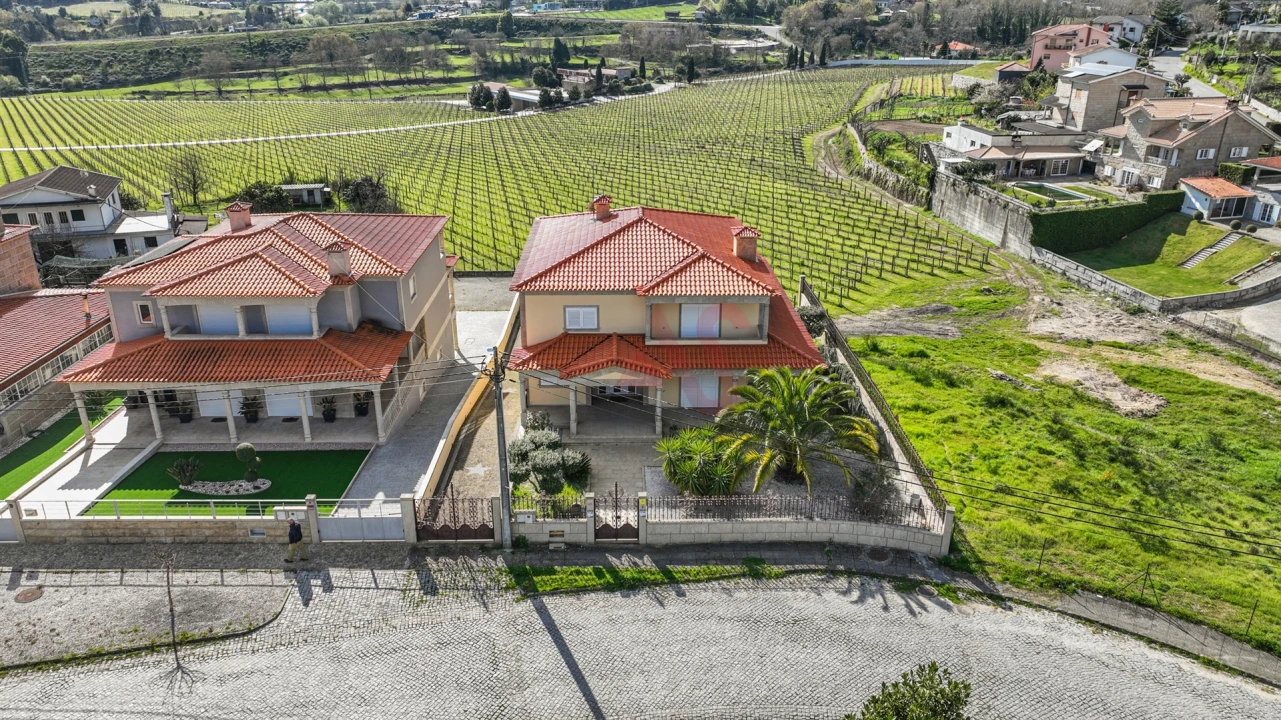 Moradia T4 para Venda em Recezinhos (São Mamede) Foto 45