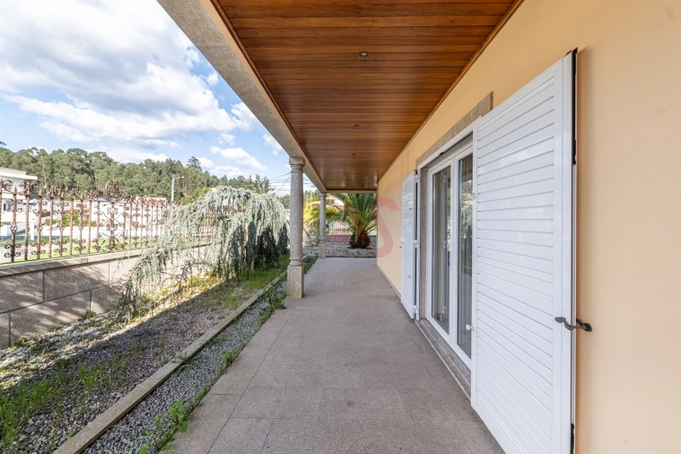 Moradia T4 para Venda em Recezinhos (São Mamede) Foto 41