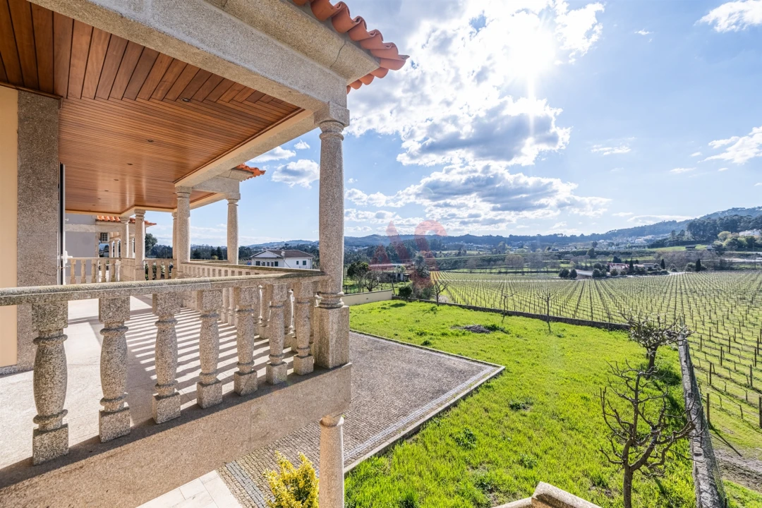 Moradia T4 para Venda em Recezinhos (São Mamede) Foto 32