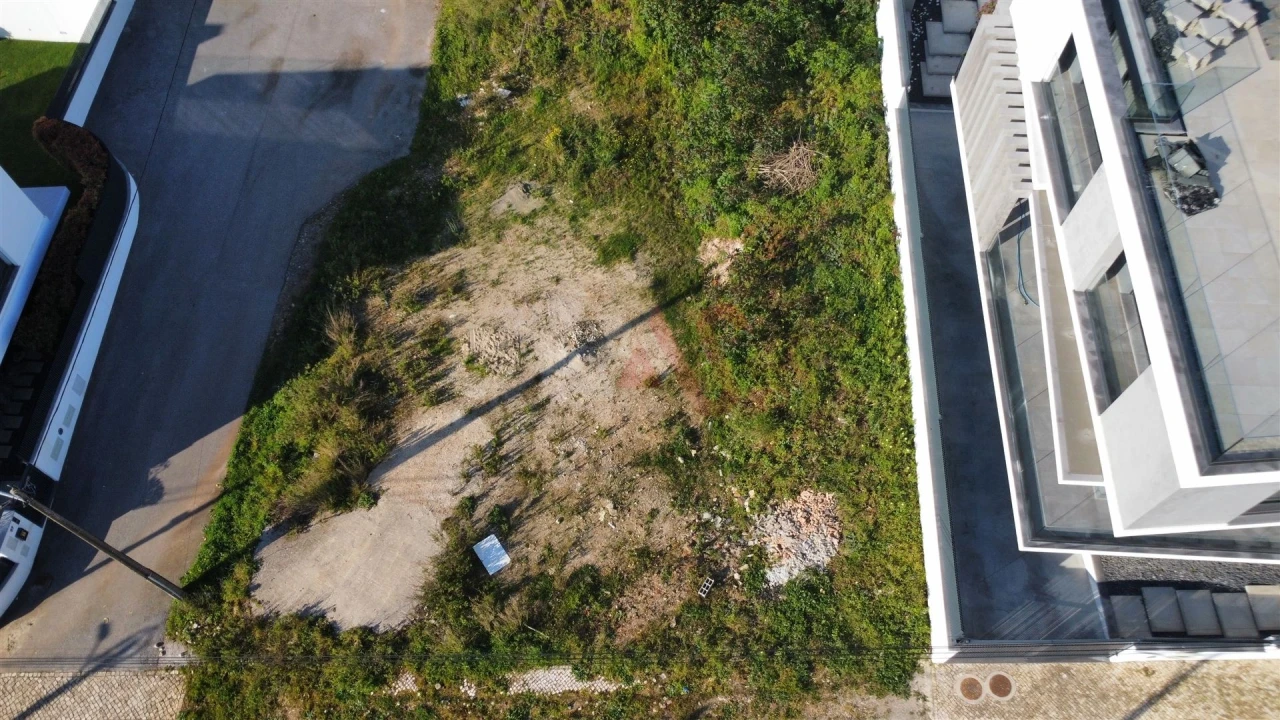 Terreno para Venda em Ramada e Caneças Foto 2