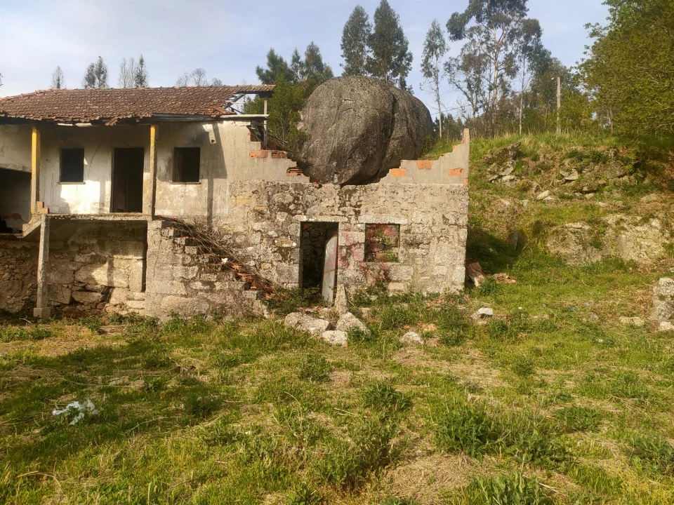 Quinta T4 para Venda em Ardegão, Arnozela e Seidões Foto 2