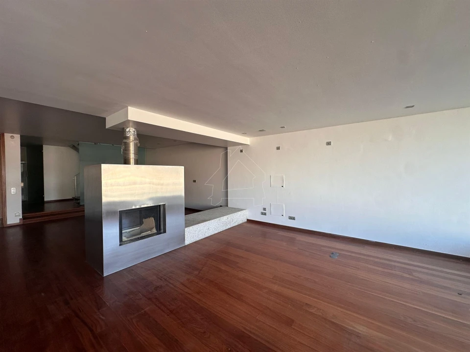 Moradia T3 para Venda em São João da Madeira Foto 18