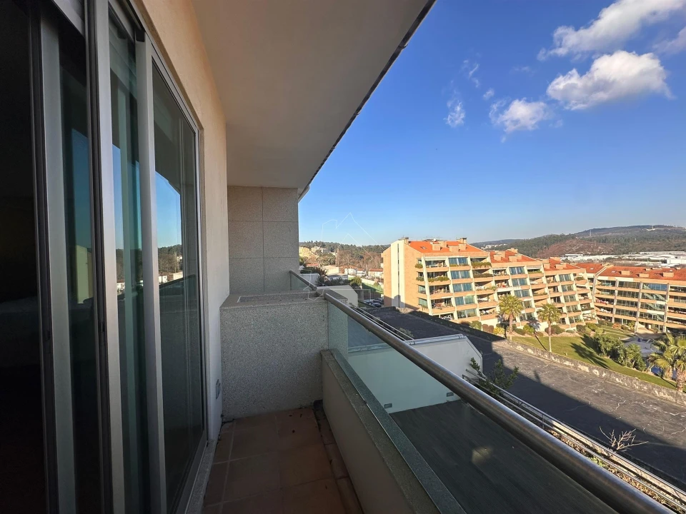 Moradia T3 para Venda em São João da Madeira Foto 9