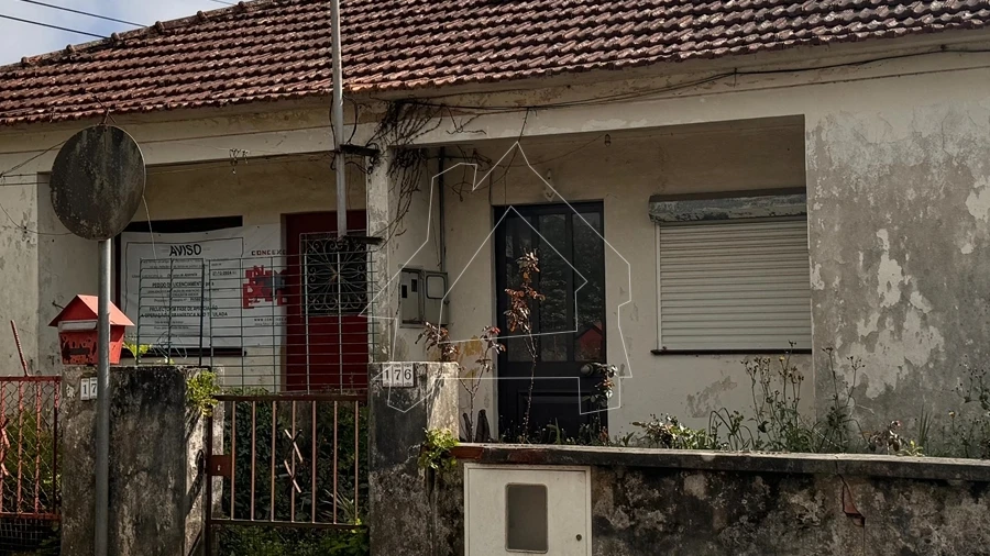 Moradia T2 para Venda em São Martinho da Gandara