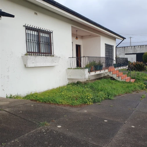 Moradia T3 para Venda em Cortegaça Foto 4