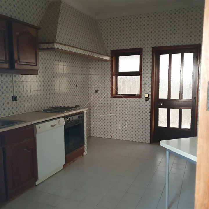 Moradia T3 para Venda em Cortegaça Foto 6