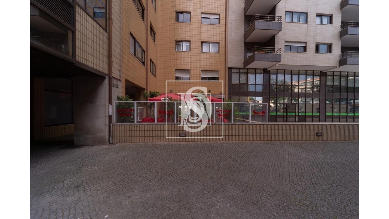 Negócio para Trespasse em Santa Marinha e São Pedro da Afurada Foto 9