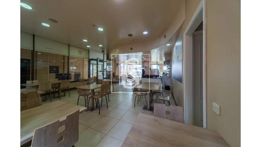 Negócio para Trespasse em Santa Marinha e São Pedro da Afurada Foto 2