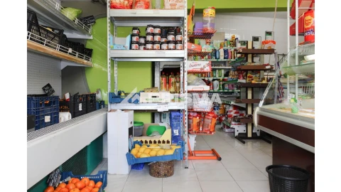 Loja para Venda em Alcains