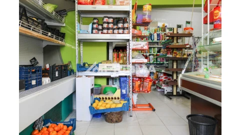Loja para Venda em Alcains