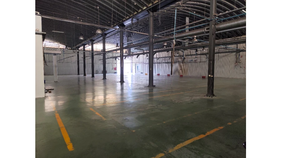 Armazém para Venda em Raiva, Pedorido e Paraíso Foto 24