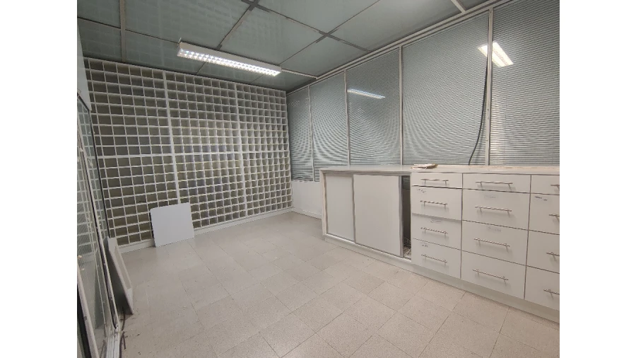 Armazém para Venda em Raiva, Pedorido e Paraíso Foto 17