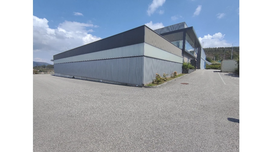 Armazém para Venda em Raiva, Pedorido e Paraíso Foto 7