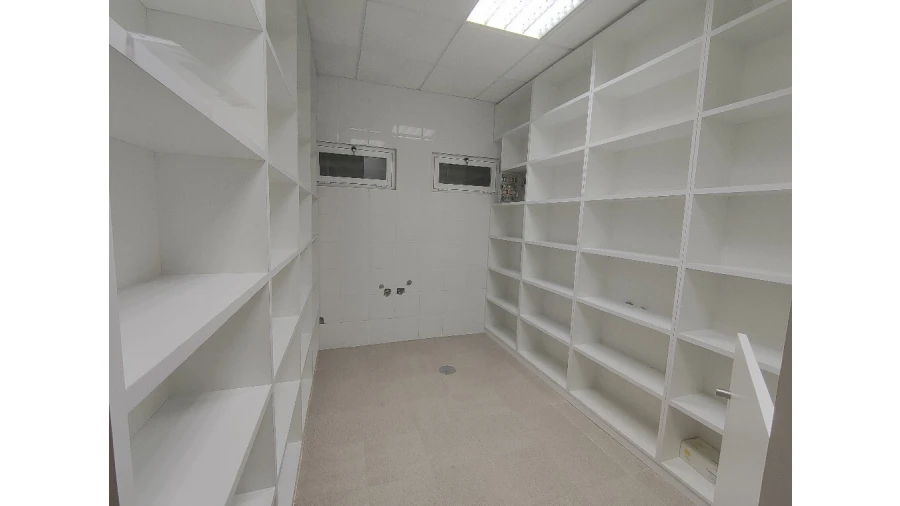 Armazém para Venda em Raiva, Pedorido e Paraíso Foto 22