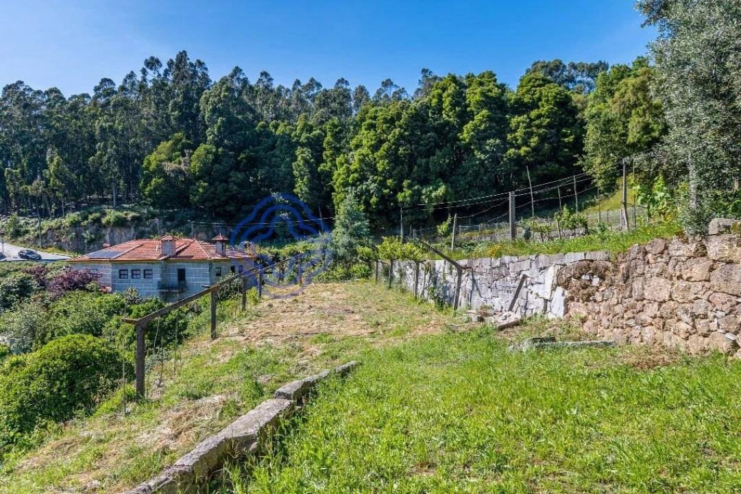 Quinta T4 para Venda em Alpendorada, Várzea e Torrão Foto 40