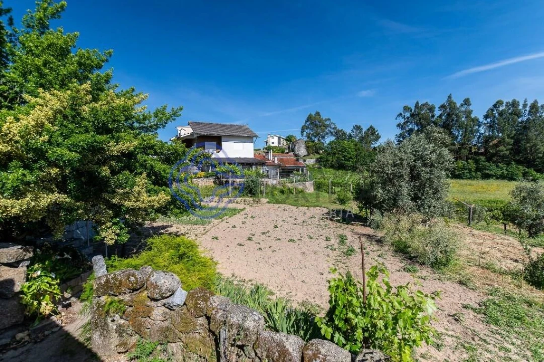 Quinta T4 para Venda em Alpendorada, Várzea e Torrão Foto 37