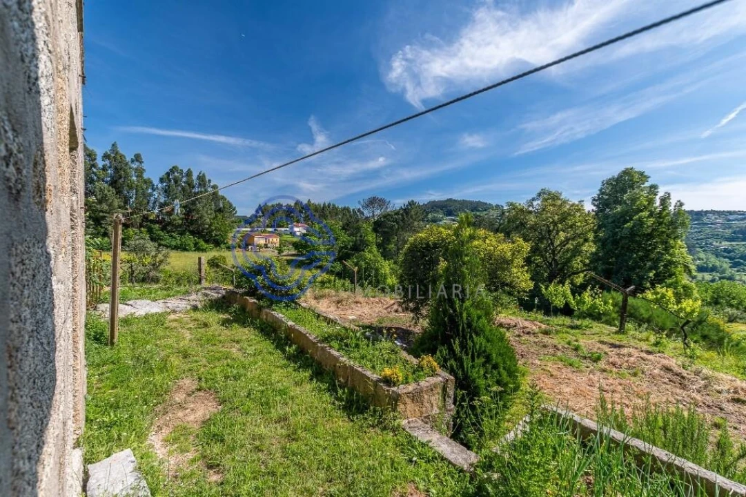 Quinta T4 para Venda em Alpendorada, Várzea e Torrão Foto 39