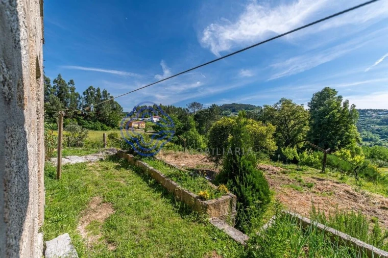 Quinta T4 para Venda em Alpendorada, Várzea e Torrão Foto 39