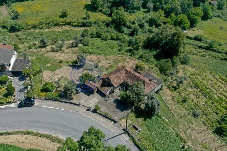 Quinta T4 para Venda em Alpendorada, Várzea e Torrão Foto 50