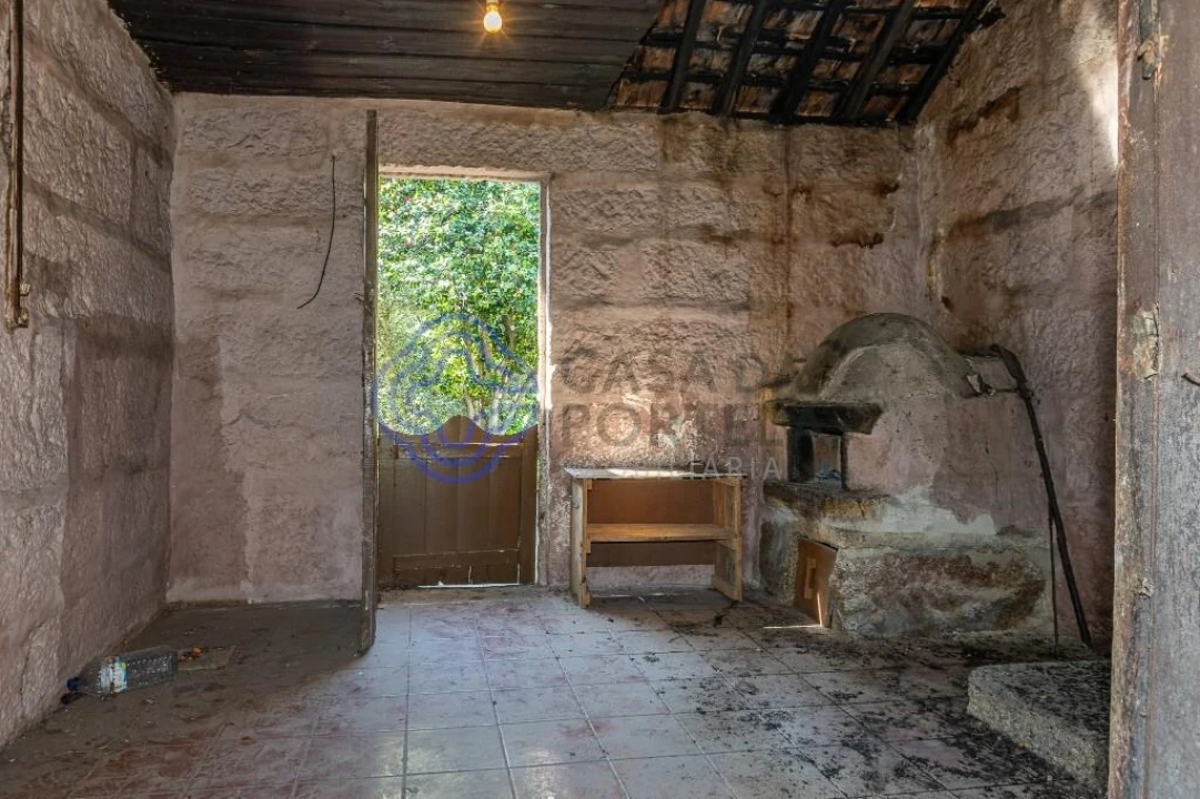 Quinta T4 para Venda em Alpendorada, Várzea e Torrão Foto 30