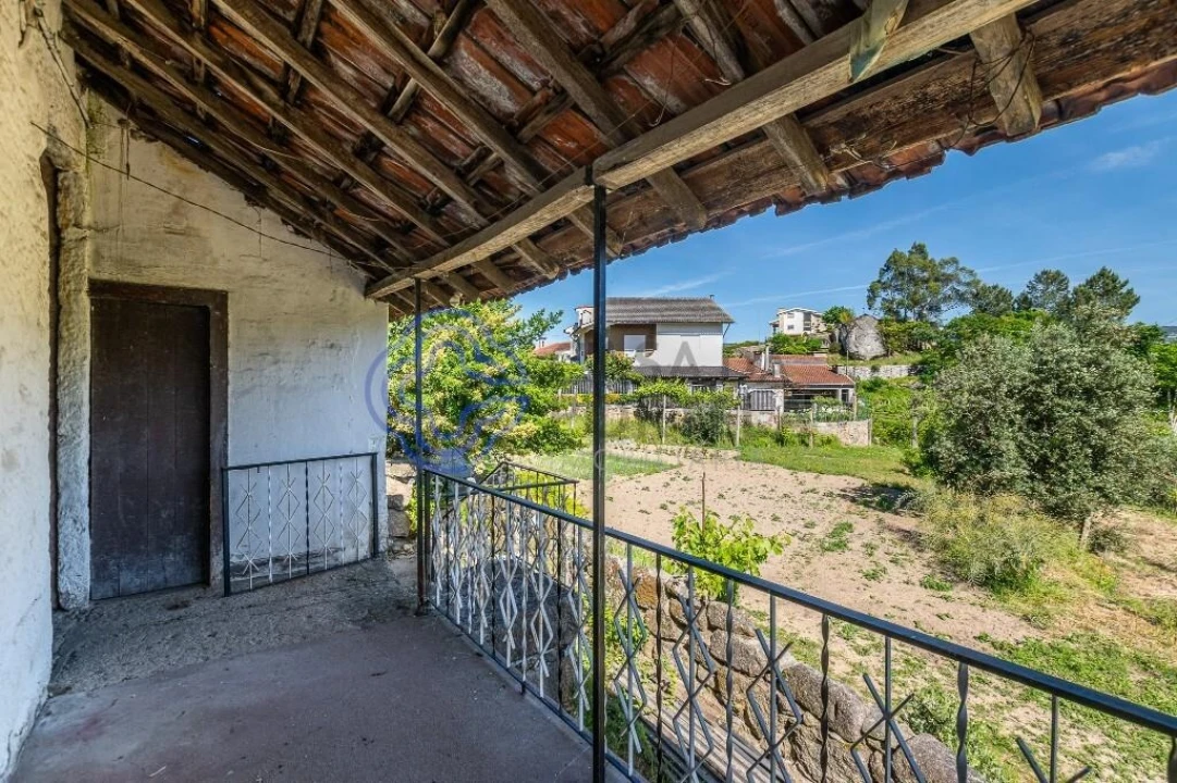 Quinta T4 para Venda em Alpendorada, Várzea e Torrão Foto 32