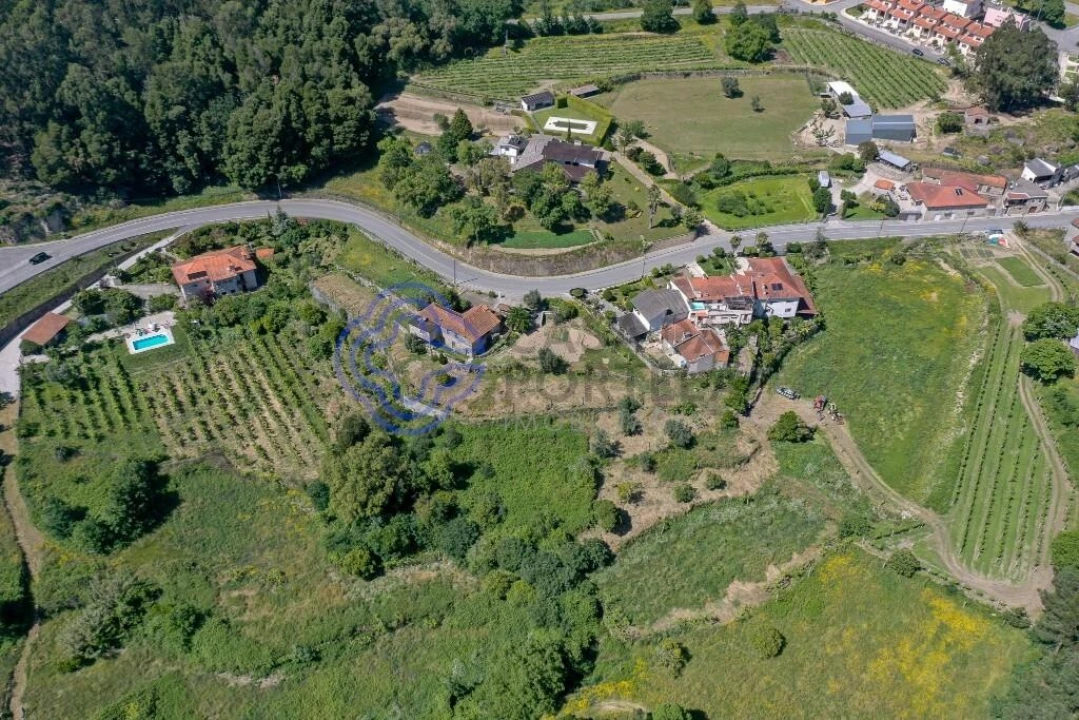 Quinta T4 para Venda em Alpendorada, Várzea e Torrão Foto 49