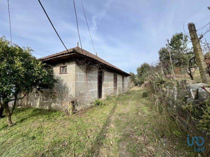 Moradia T5 para Venda em Oliveira do Douro Foto 4