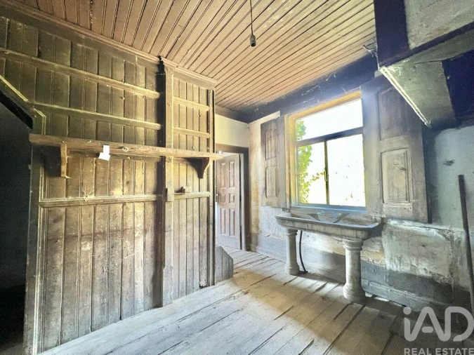 Moradia T5 para Venda em Oliveira do Douro Foto 24