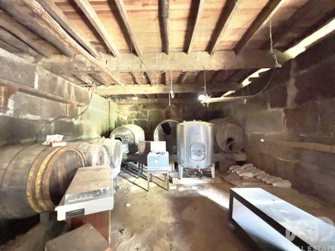 Moradia T5 para Venda em Oliveira do Douro Foto 29