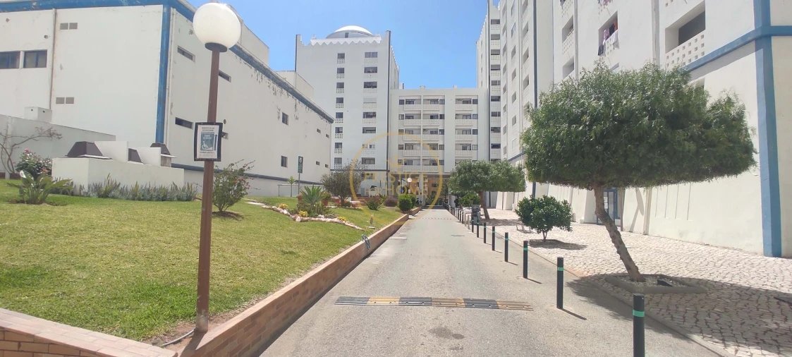 Apartamento T1 para Arrendamento em Portimão Foto 24
